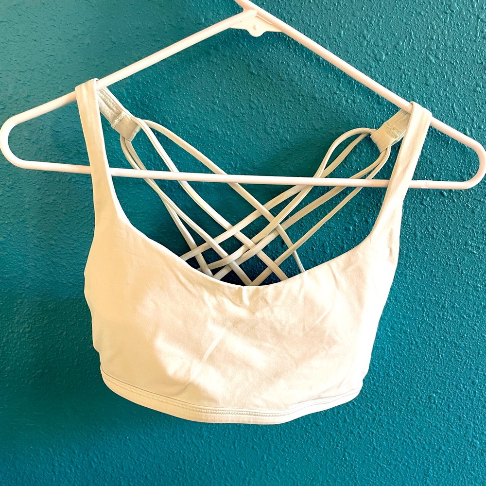 Lululemon Free to Be *Wild Sport Bra